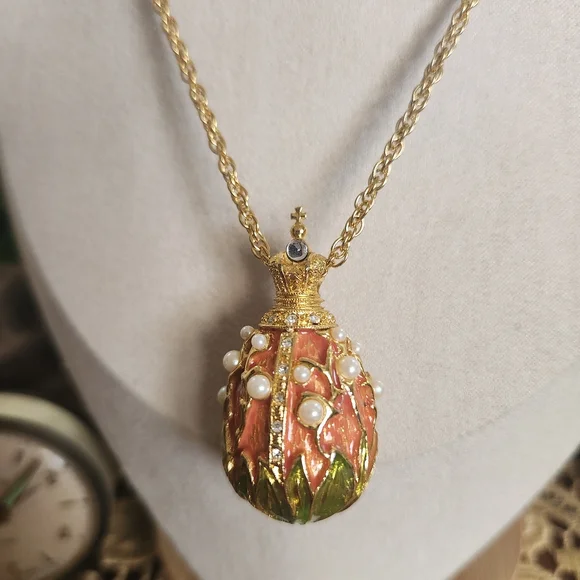 Joan Rivers Gold and Pink Pendant Necklace - Picture 2 of 6